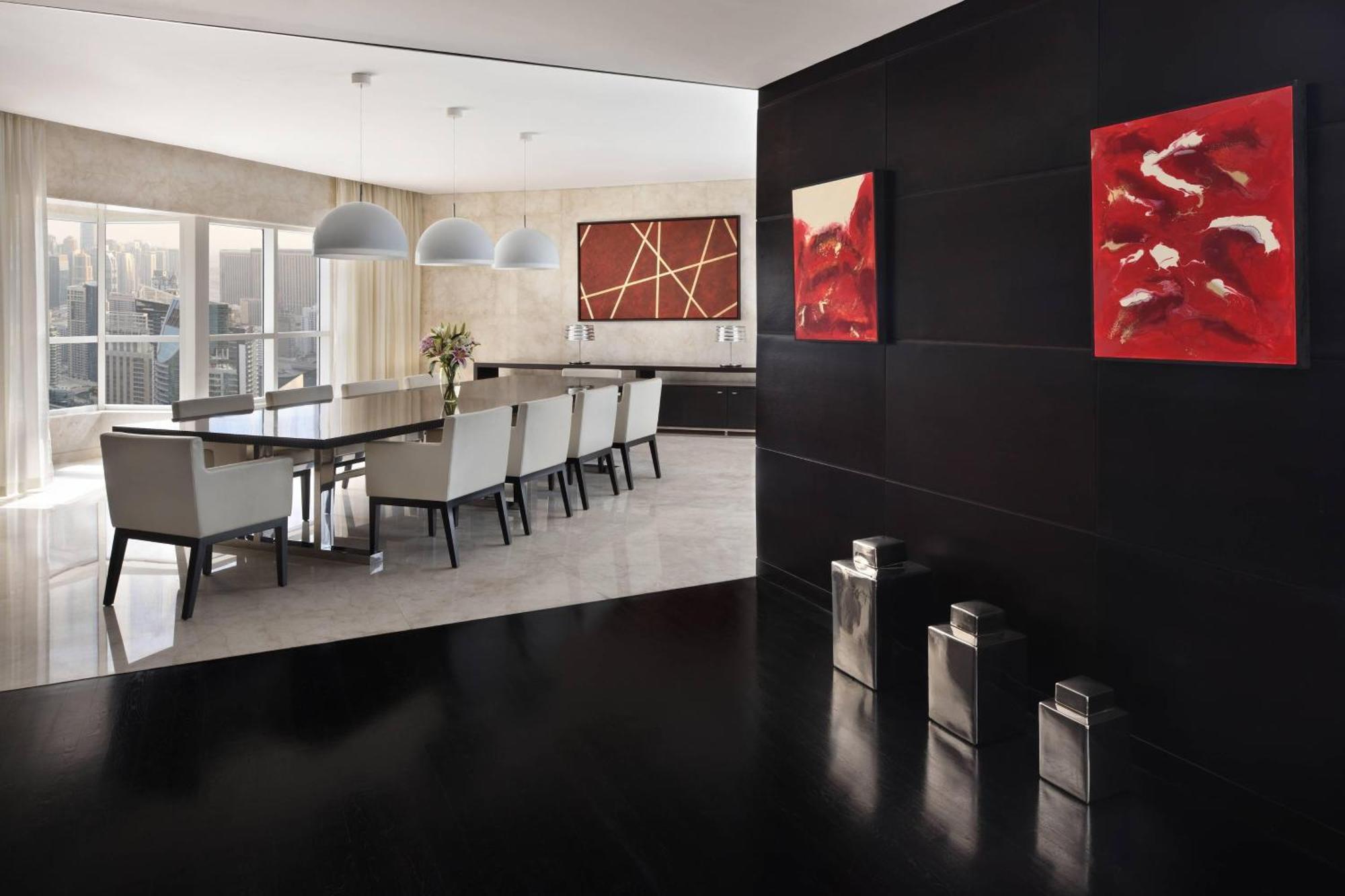 Renovated Penthouse Suite Sea view High floor